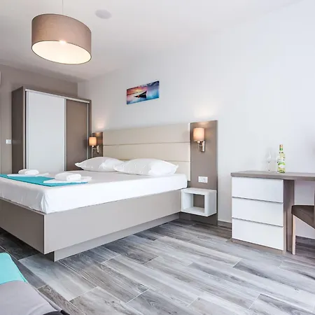 Delfin By Interhome * Punat